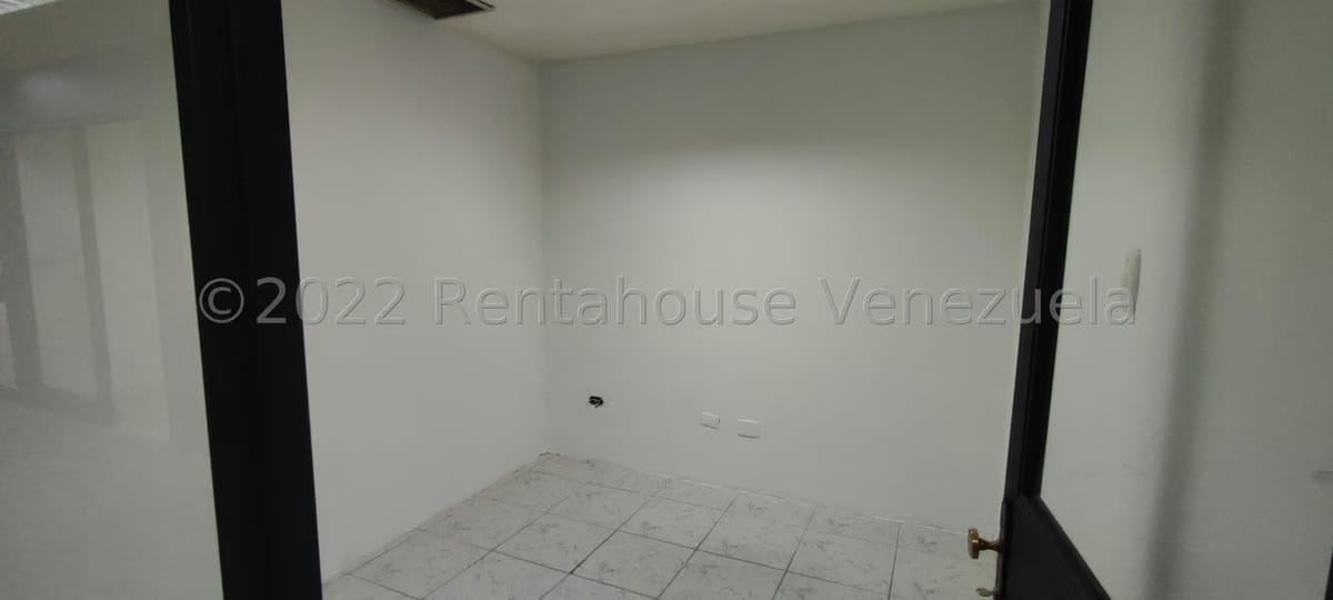 Comercial (Local Comercial) en Venta en San Martin, Distrito Metropolitano - 14