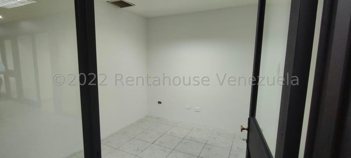 Comercial (Local Comercial) en Venta en San Martin, Distrito Metropolitano - 6