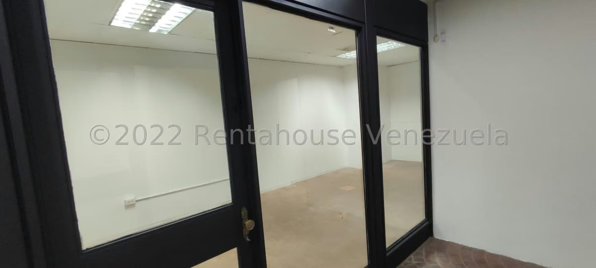 Comercial (Local Comercial) en Venta en San Martin, Distrito Metropolitano - 9
