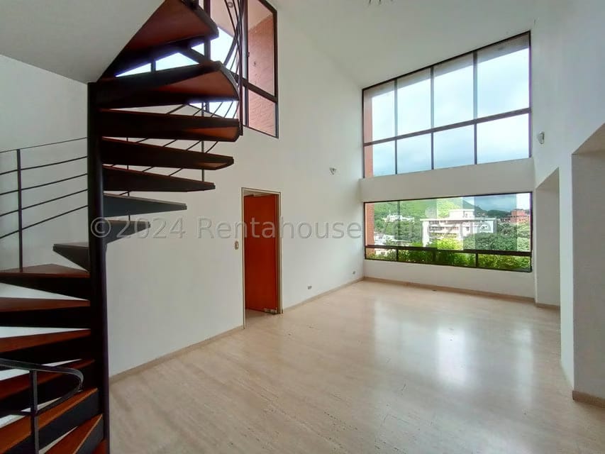 Apartamento (1 Nivel) en Venta en San Bernardino, Distrito Metropolitano - 2