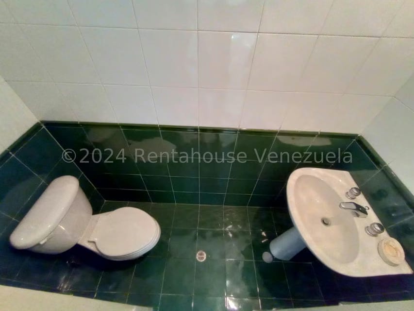 Apartamento (1 Nivel) en Venta en San Bernardino, Distrito Metropolitano - 12