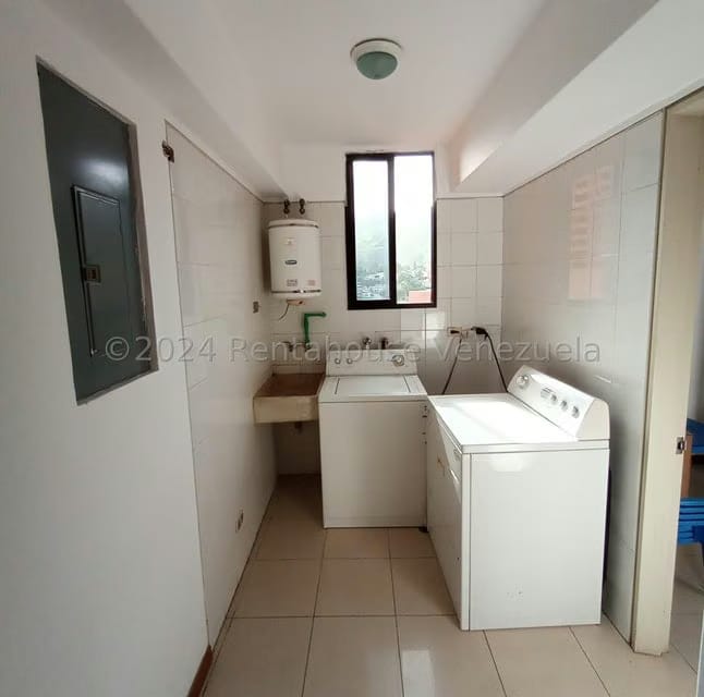 Apartamento (1 Nivel) en Venta en San Bernardino, Distrito Metropolitano - 17