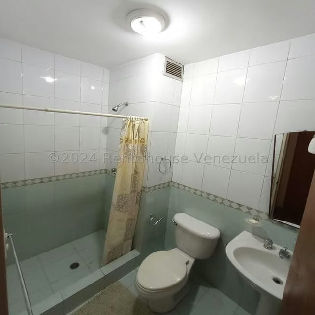 Apartamento (1 Nivel) en Venta en San Bernardino, Distrito Metropolitano - 29