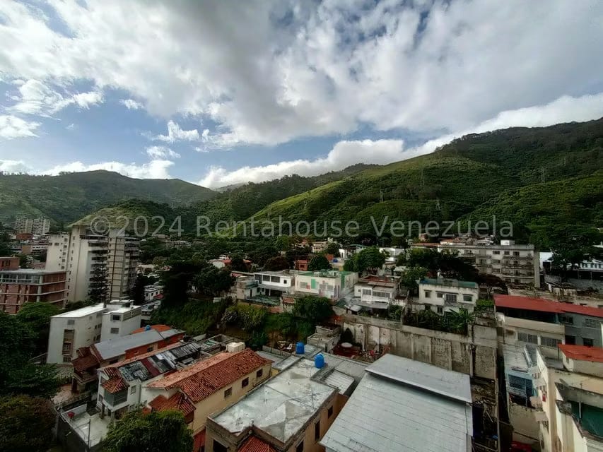Apartamento (1 Nivel) en Venta en San Bernardino, Distrito Metropolitano - 33