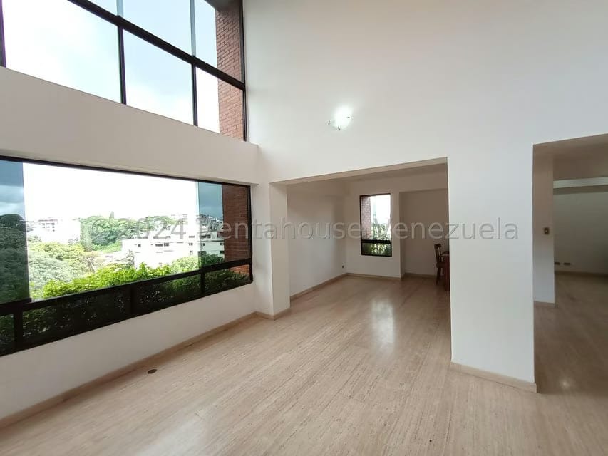 Apartamento (1 Nivel) en Venta en San Bernardino, Distrito Metropolitano - 6