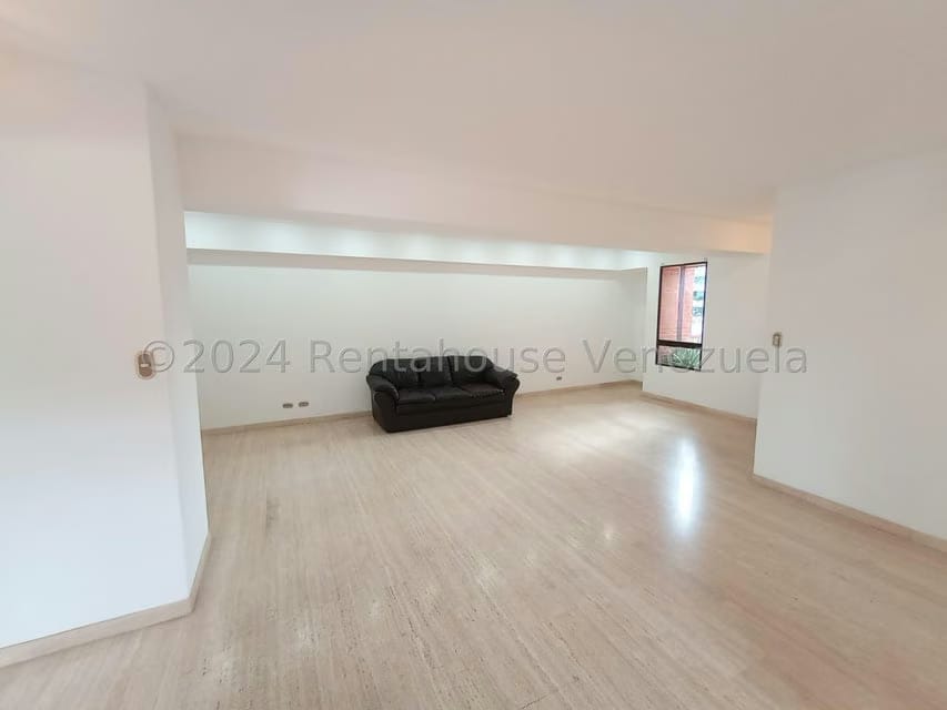 Apartamento (1 Nivel) en Venta en San Bernardino, Distrito Metropolitano - 9