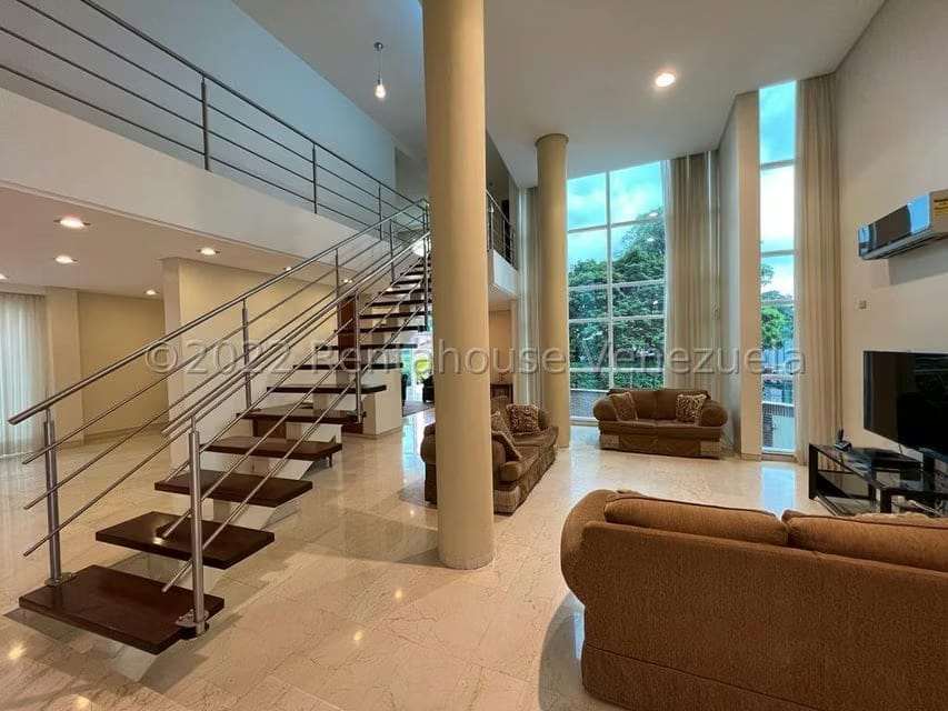 Casa (Duplex) en Venta en Colinas de Bello Monte, Distrito Metropolitano - 13