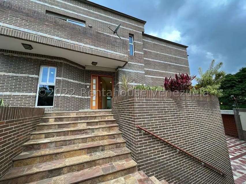 Casa (Duplex) en Venta en Colinas de Bello Monte, Distrito Metropolitano - 3