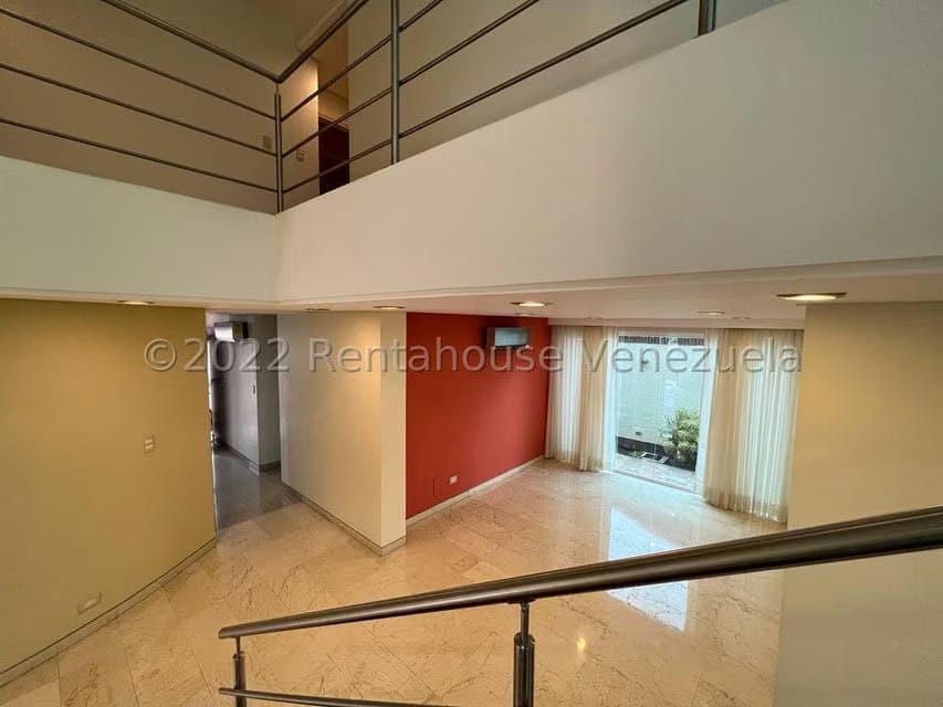 Casa (Duplex) en Venta en Colinas de Bello Monte, Distrito Metropolitano - 27