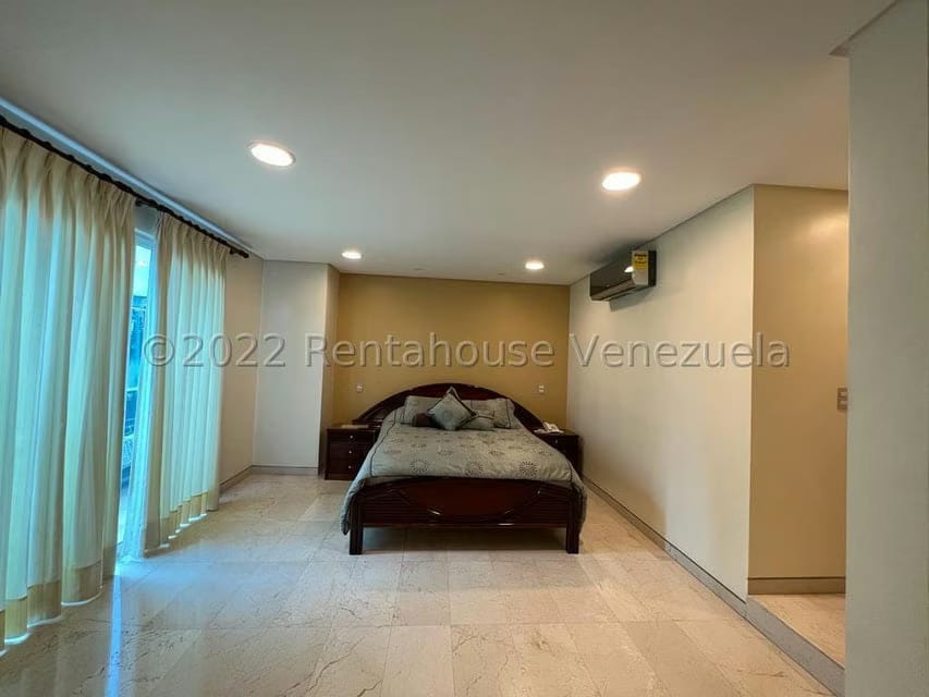 Casa (Duplex) en Venta en Colinas de Bello Monte, Distrito Metropolitano - 36