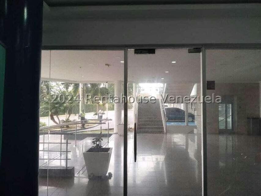 Comercial (Local Comercial) en Venta en La Lago, Zulia