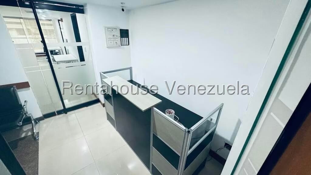 Comercial (Oficina) en Venta en El Rosal, Distrito Metropolitano - 11
