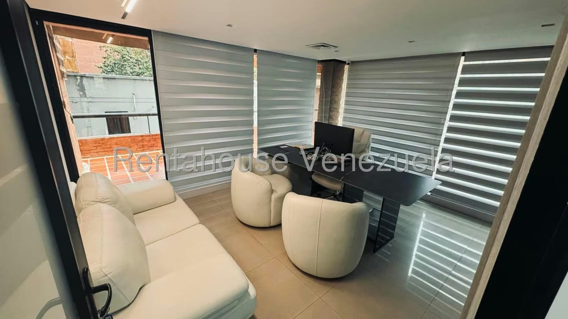 Comercial (Oficina) en Venta en El Rosal, Distrito Metropolitano - 18