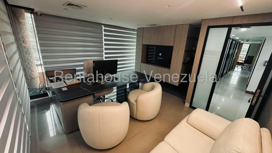 Comercial (Oficina) en Venta en El Rosal, Distrito Metropolitano - 19