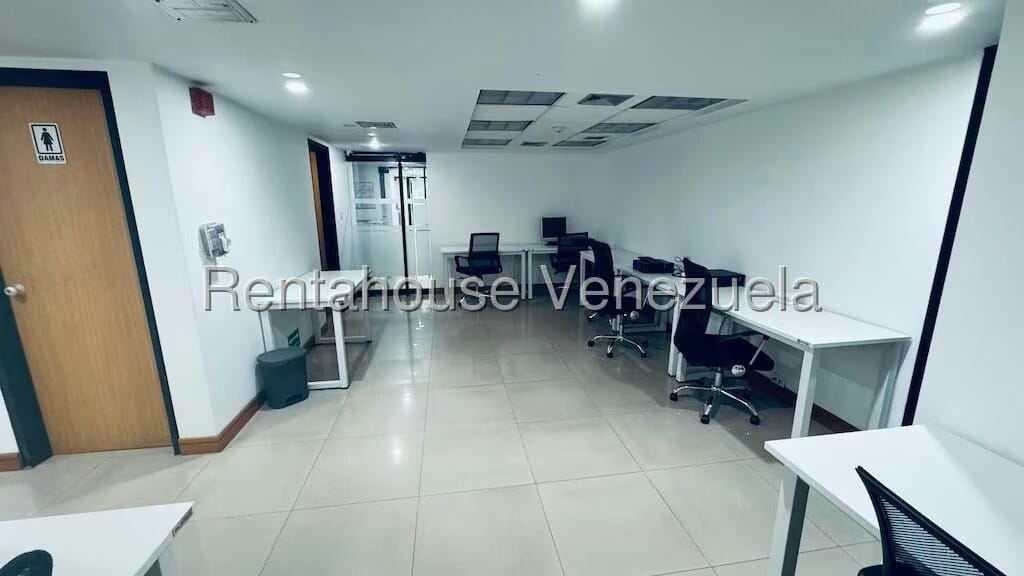 Comercial (Oficina) en Venta en El Rosal, Distrito Metropolitano - 28