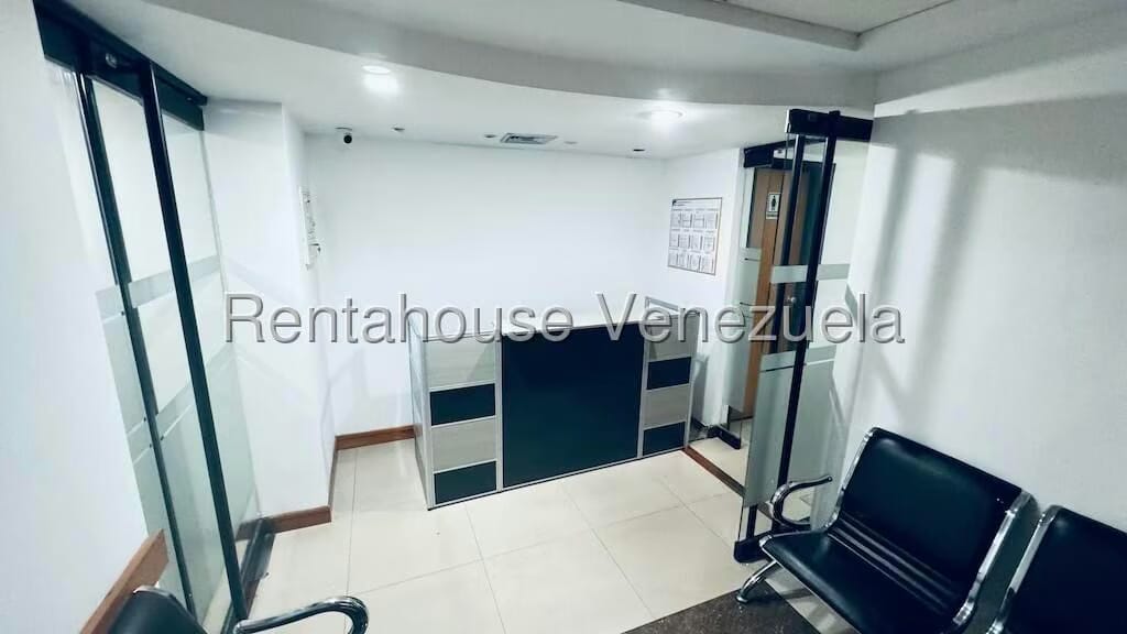 Comercial (Oficina) en Venta en El Rosal, Distrito Metropolitano - 10