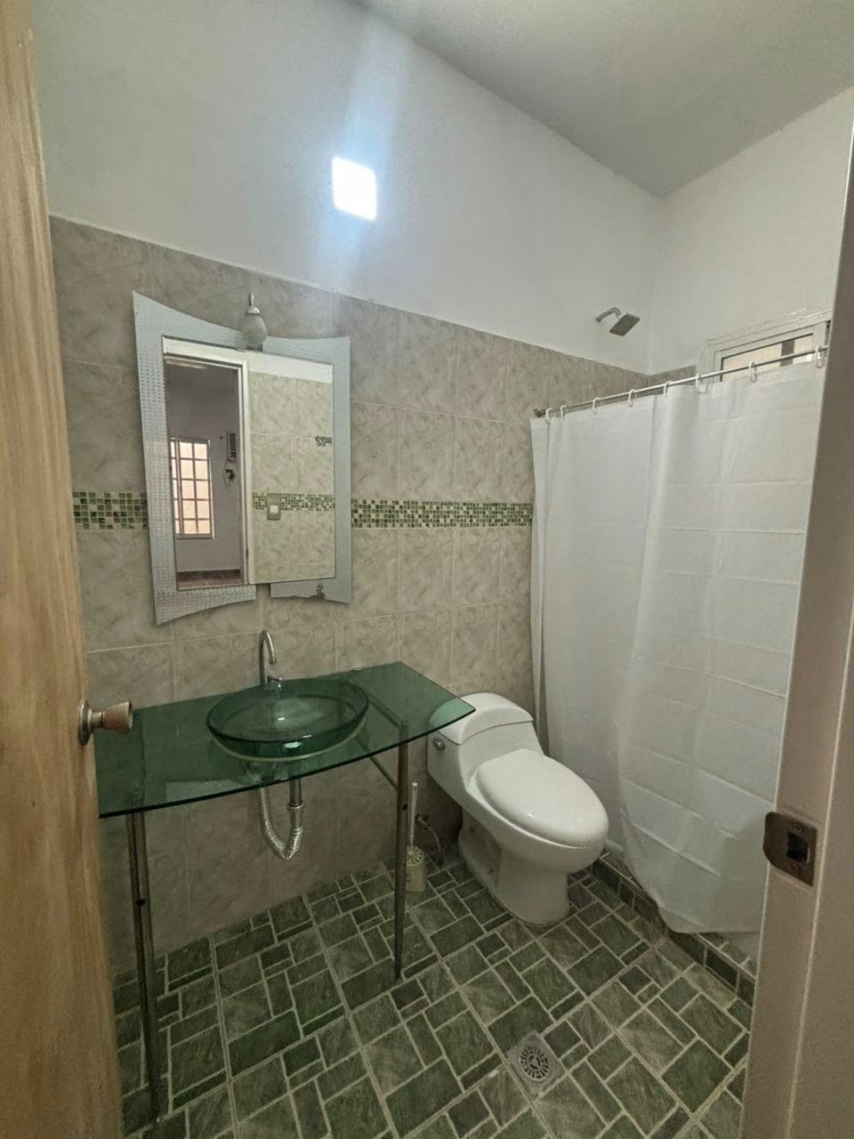 Casa en Venta - Urb. Prados del Lago - Ciudad Alianza - Los Guayos - Estado Carabobo - 4