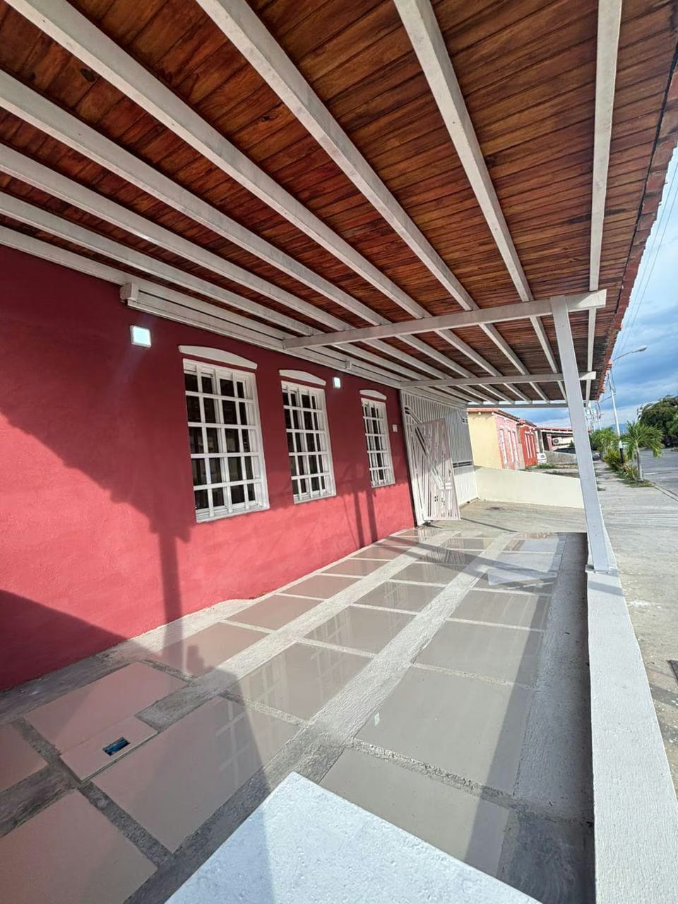 Casa en Venta - Urb. Prados del Lago - Ciudad Alianza - Los Guayos - Estado Carabobo - 7