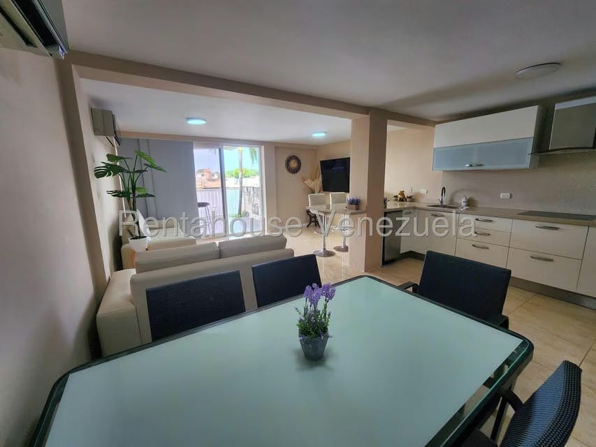 Townhouse (Duplex) en Venta en Puerto Encantado, Miranda - 13