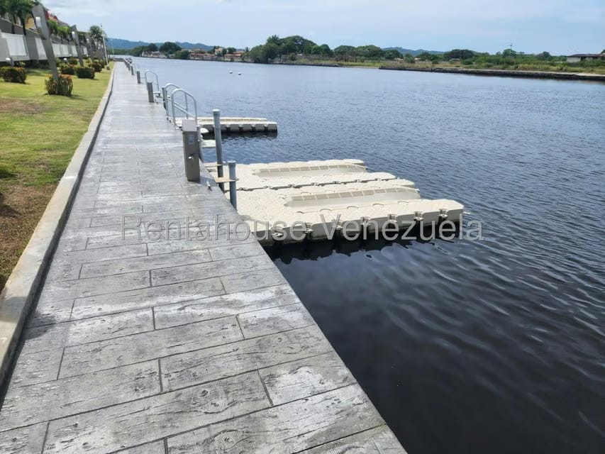 Townhouse (Duplex) en Venta en Puerto Encantado, Miranda - 18