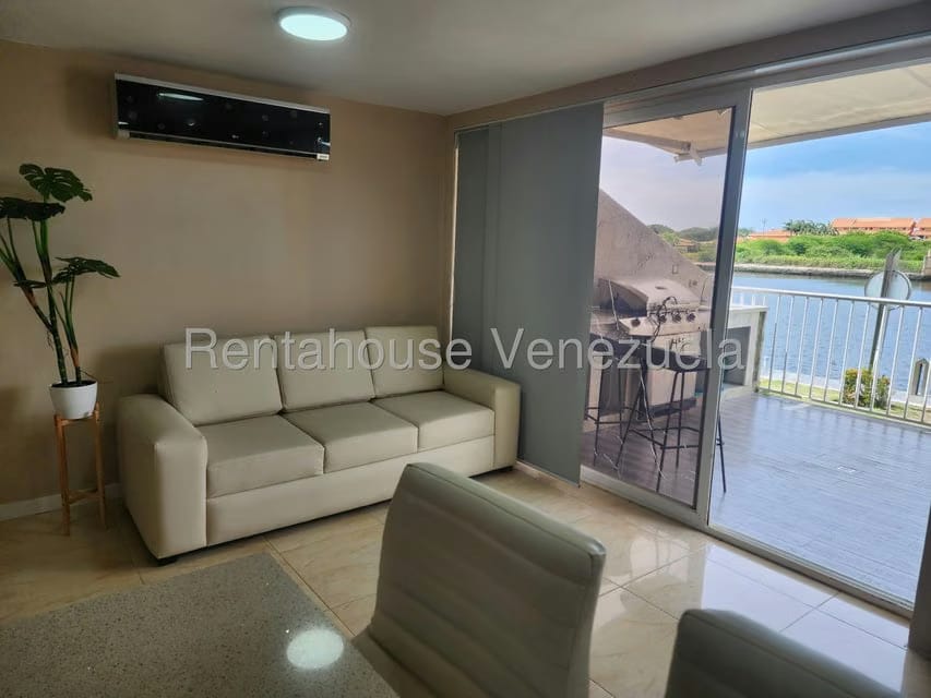 Townhouse (Duplex) en Venta en Puerto Encantado, Miranda - 23