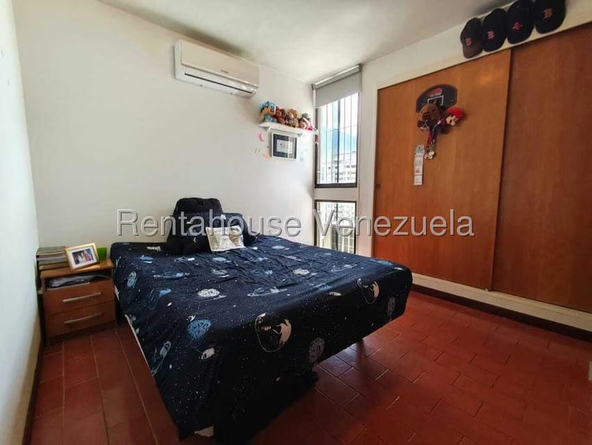 Apartamento (1 Nivel) en Venta en Los Palos Grandes, Distrito Metropolitano - 26