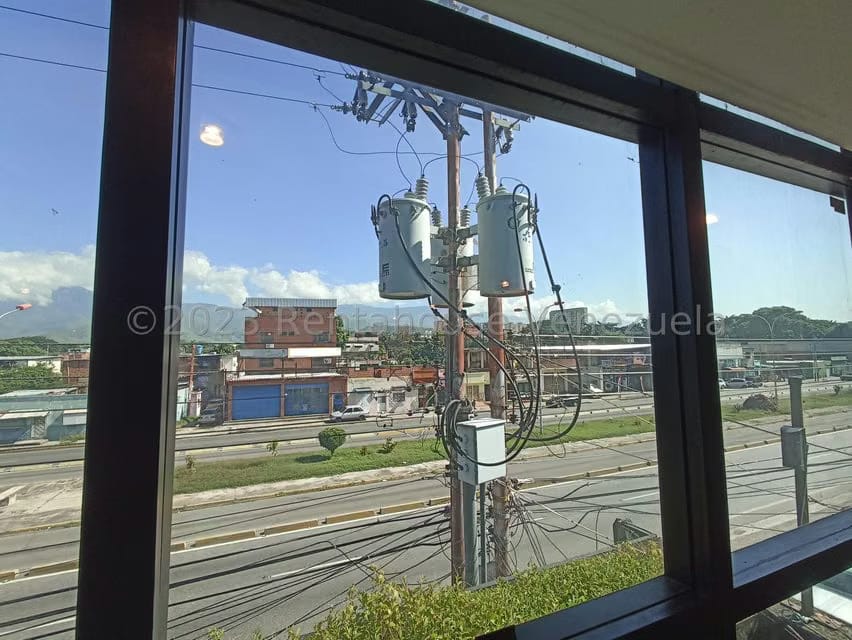 Comercial (Edificio) en Alquiler en Santa Rosa, Aragua - 31