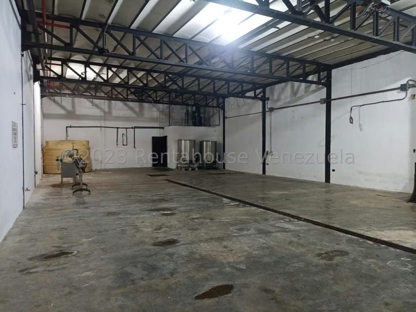 Comercial (Edificio) en Alquiler en Santa Rosa, Aragua - 5
