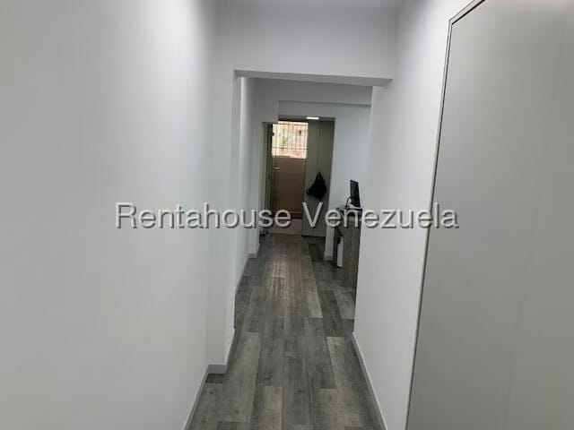 Comercial (Oficina) en Venta en Los Palos Grandes, Distrito Metropolitano - 7