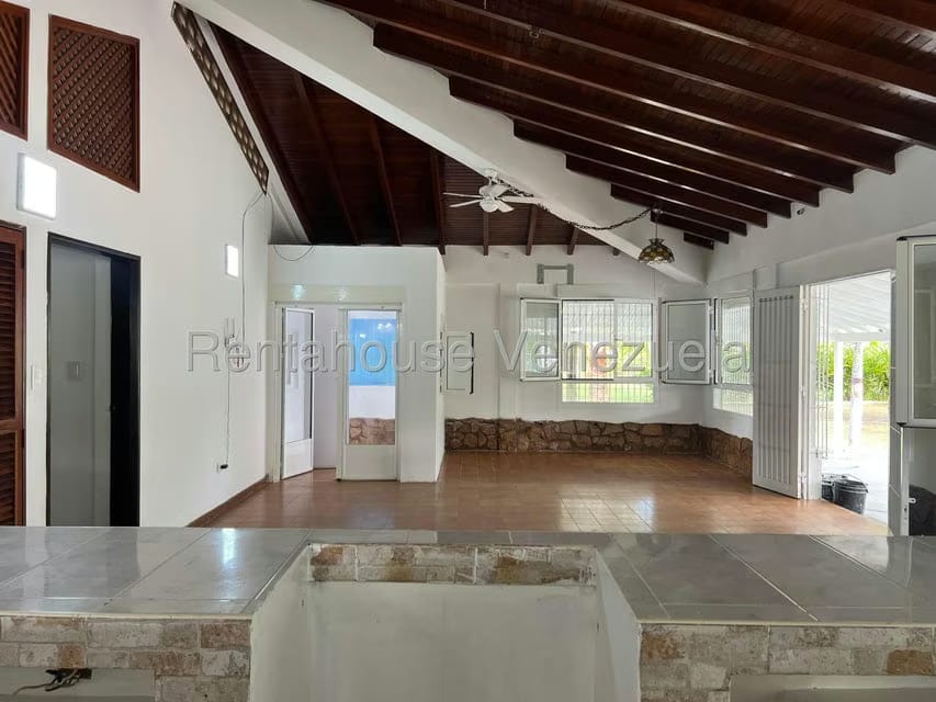 Casa (1 Nivel) en Venta en Los Canales de Rio Chico, Miranda - 6