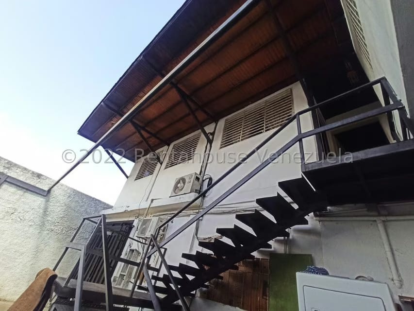 Casa (Multipes Niveles) en Venta en Zona Este, Lara - 17