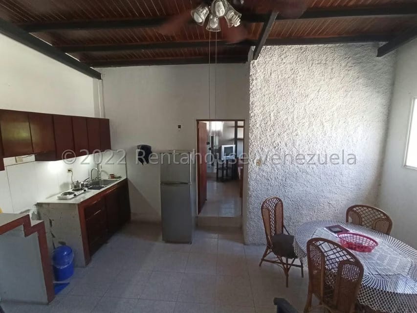 Casa (Multipes Niveles) en Venta en Zona Este, Lara - 32