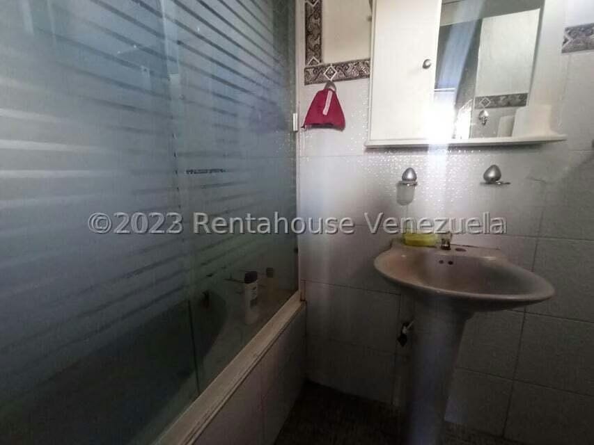 Casa (Multipes Niveles) en Venta en Zona Este, Lara - 38