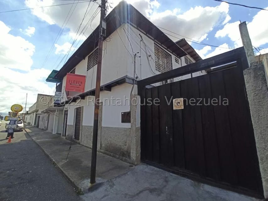 Casa (Multipes Niveles) en Venta en Zona Este, Lara - 5