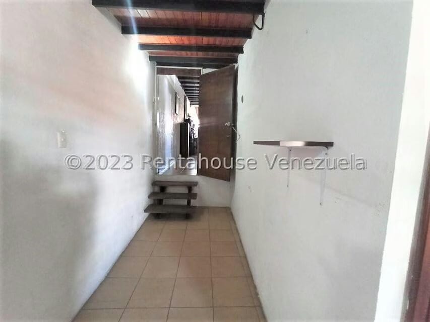 Casa (Multipes Niveles) en Venta en Zona Este, Lara - 51
