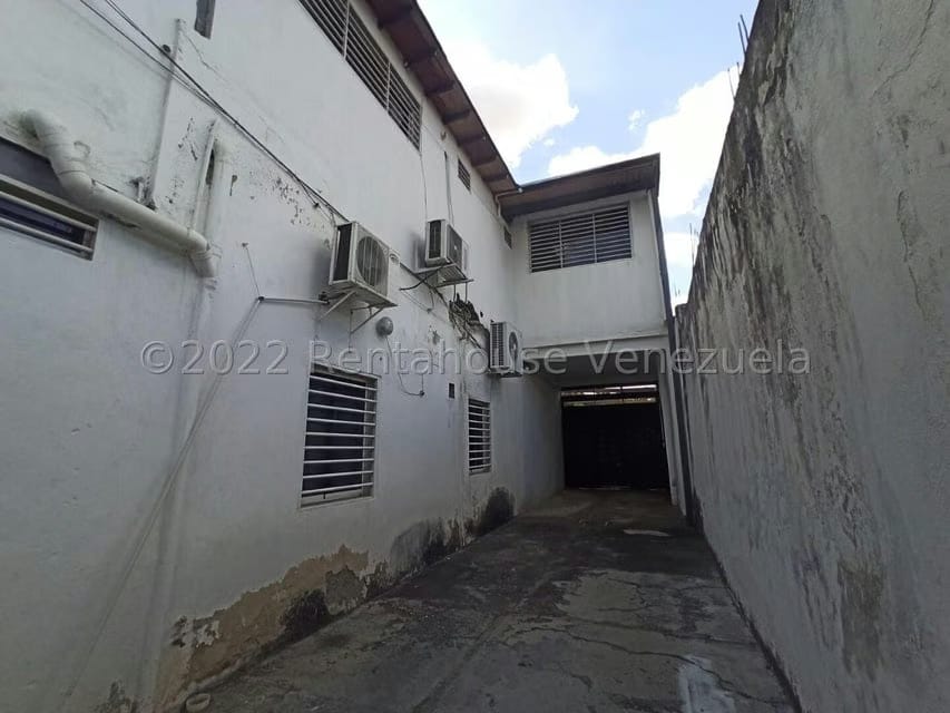 Casa (Multipes Niveles) en Venta en Zona Este, Lara - 68