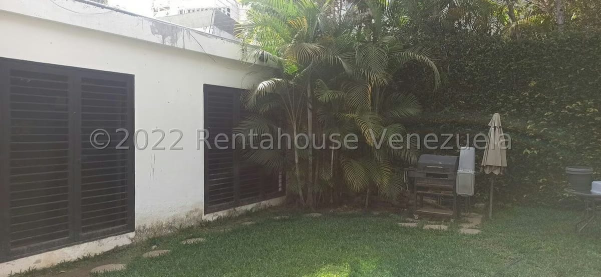 Casa (Duplex) en Venta en Prados del Este, Distrito Metropolitano - 14