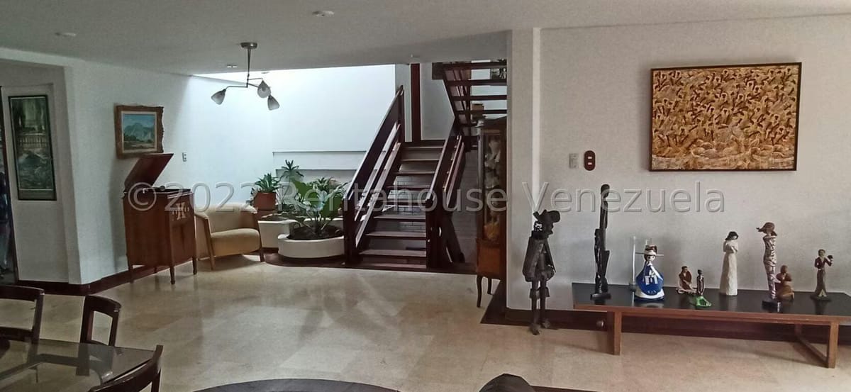 Casa (Duplex) en Venta en Prados del Este, Distrito Metropolitano - 18