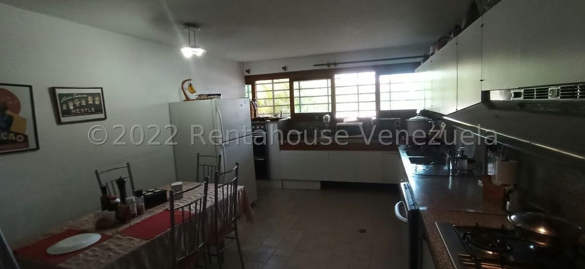 Casa (Duplex) en Venta en Prados del Este, Distrito Metropolitano - 22