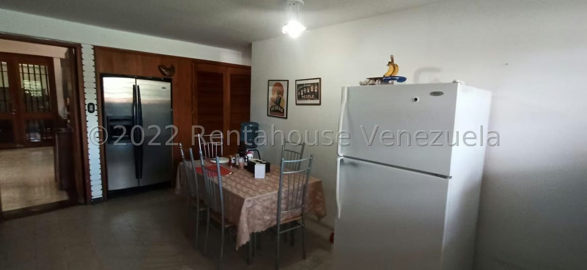 Casa (Duplex) en Venta en Prados del Este, Distrito Metropolitano - 23