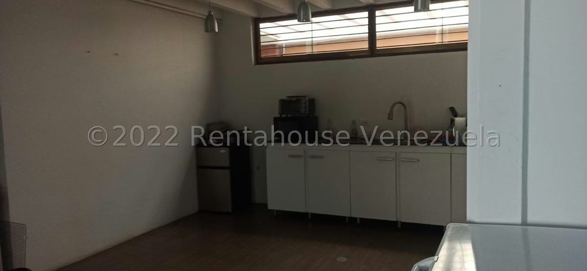 Casa (Duplex) en Venta en Prados del Este, Distrito Metropolitano - 42