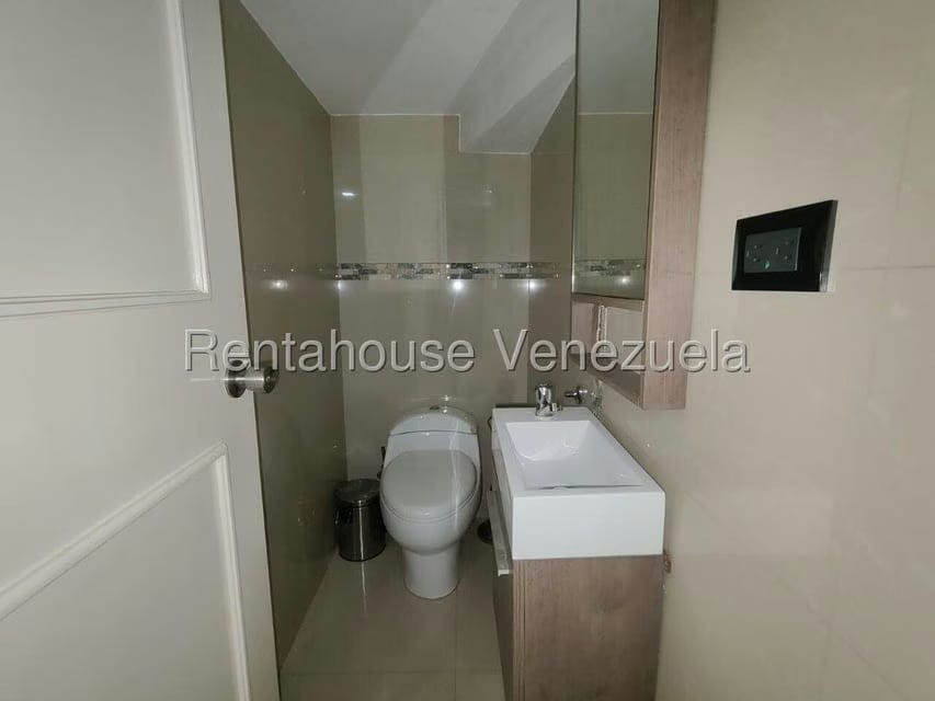 Townhouse (1 Nivel) en Venta en El Cardon, Falcon - 30