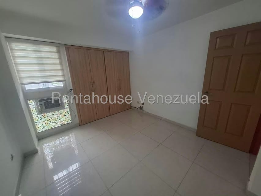 Apartamento (1 Nivel) en Alquiler en Santa Fe Norte, Distrito Metropolitano - 16