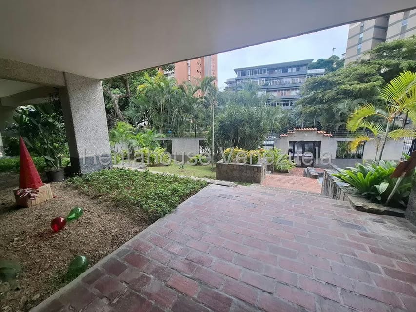 Apartamento (1 Nivel) en Alquiler en Santa Fe Norte, Distrito Metropolitano - 3