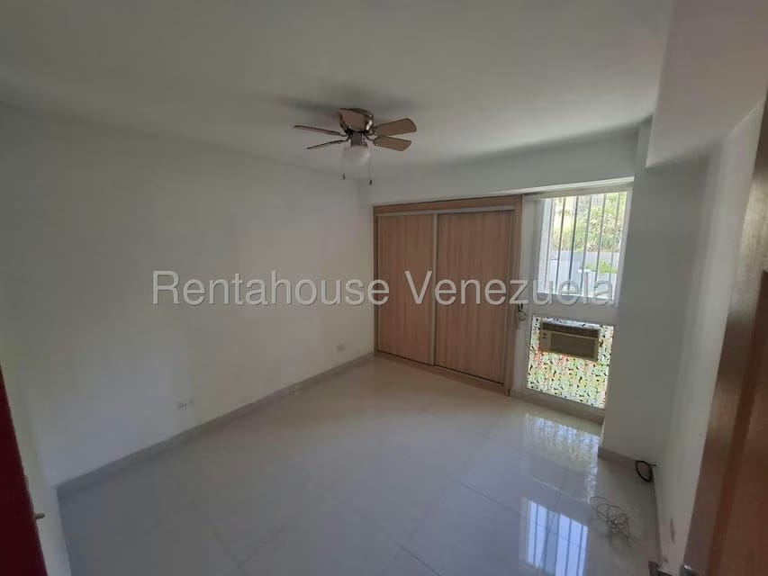 Apartamento (1 Nivel) en Alquiler en Santa Fe Norte, Distrito Metropolitano - 28