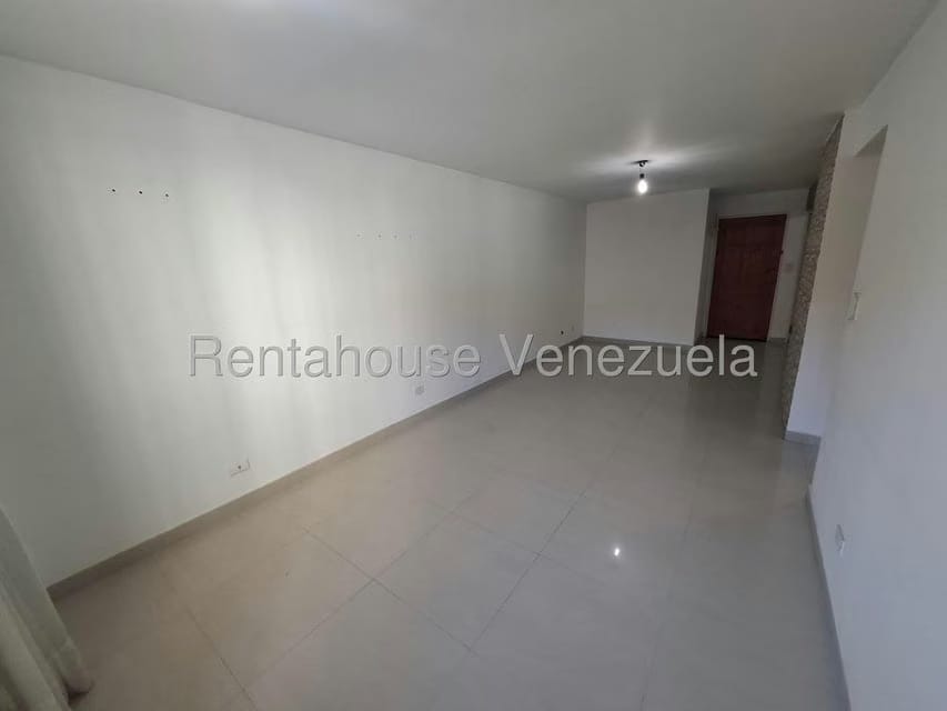 Apartamento (1 Nivel) en Alquiler en Santa Fe Norte, Distrito Metropolitano - 8