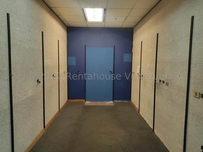 Comercial (Local Comercial) en Alquiler en El Rosal, Distrito Metropolitano - 12