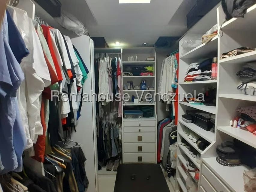 Townhouse (Duplex) en Venta en La Union, Distrito Metropolitano - 28
