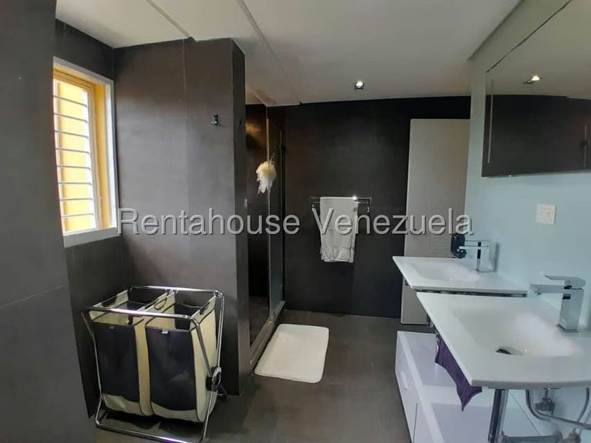 Townhouse (Duplex) en Venta en La Union, Distrito Metropolitano - 30