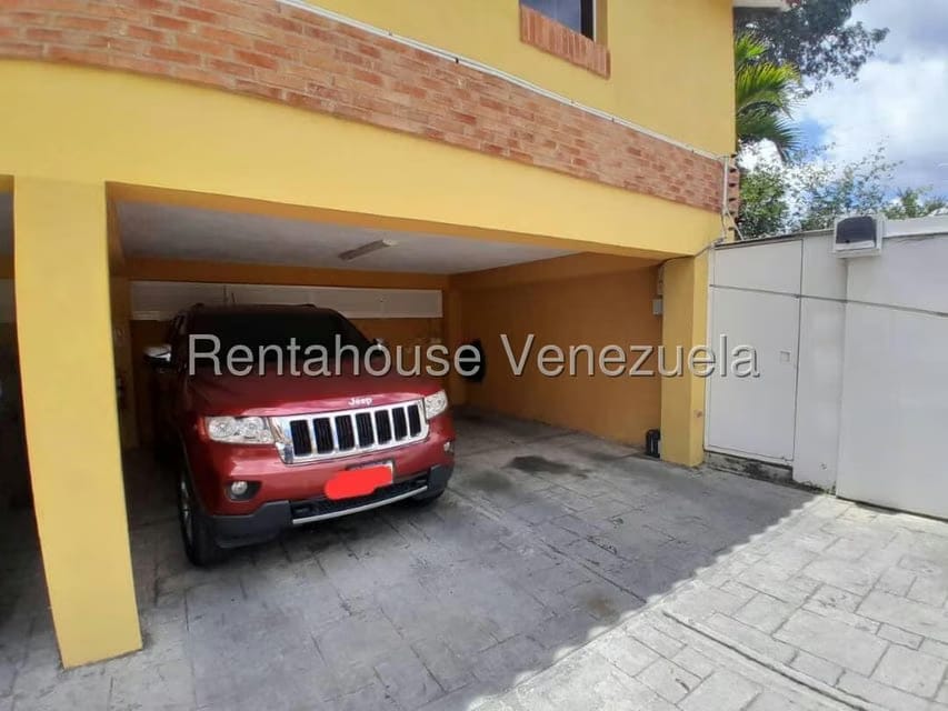 Townhouse (Duplex) en Venta en La Union, Distrito Metropolitano - 4